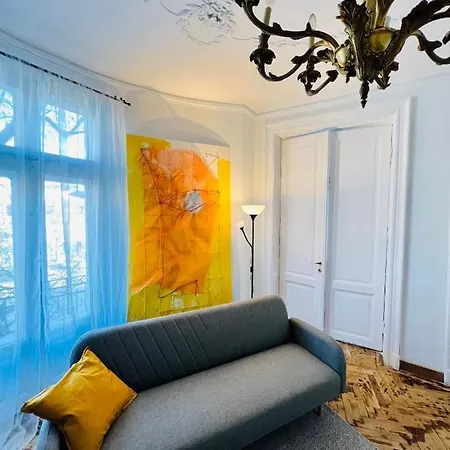 Sada Art Gallery Апартаменти *